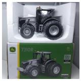 1/16 John Deere 7310R - Prestige CollectionNIB