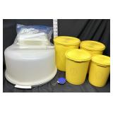 Vintage Tupperware & (5) Dough Presses