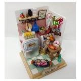 3 1/2" "Enjoy Food" Diorama