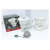 Pfaltzgraff- Winterberry Mug w/Infuser & Cup