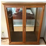 2 Door Oak Curio CabinetCarved Rope Twist Molding