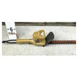 Black and Decker Hedge Trimmer - 13ï¿½ Cut