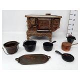 Gem Cast Metal Toy Stove & Accessories Pat