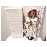 Show-Stoppers "Trista w/Box