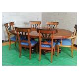 Dining Table w/Two Captains and Four Straight