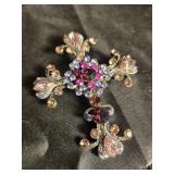 Beautiful cross broach