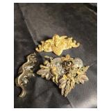Victorian style broaches