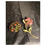 Beautiful flower and cluster broach