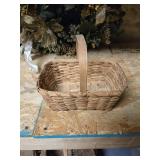 Small basket
