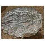 Arthur court plaque with rabbit pattern, 8 inches