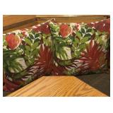 Pair of Decorative pillows