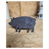 Pig bacon press