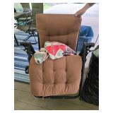 Gravity chair
