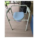 Potty chair