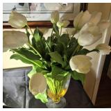 Flower arrangement in a clear vase