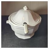 Pfaltzgraff Soup server