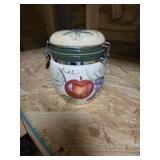 Fruit pattern canister