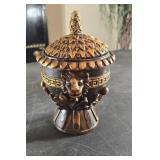 Lion decorative piece, approximately 8 inches
