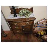 Oak dresser 3 drawers and door