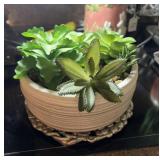 Decorative flower dish