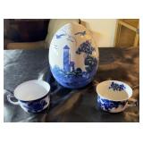 Group of blue and white Lancaster pottery