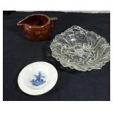 Glass and pottery group