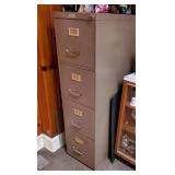 Good 4 drawer filing cabinet only no other