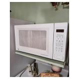 GE microwave