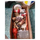 Small toys and odd & ends