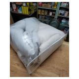 Pair of nice warm blankets