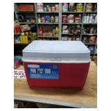 34 quart ice chest