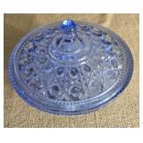 Blue bowl with lid 8 inches in diameter