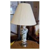 Oriental style shade lamp