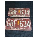 Missouri 1986 license plate pair