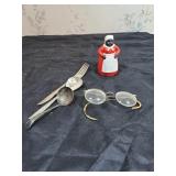 Mammy bell & serving pieces