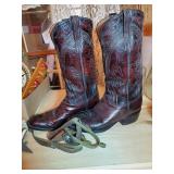 Lucchese San Antonio boots size 8