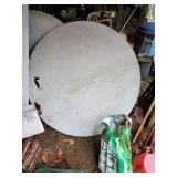 Round folding table approx 46 inches diameter