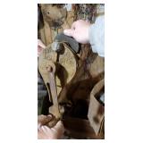 Keystone Hand crank grinder