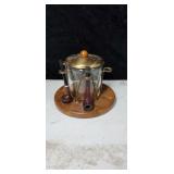 Pipe & tobacco  holder with 2 pipes