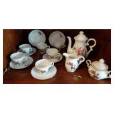 Another great tea set with moss rose pattern