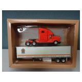 PEM 1/64 Freightliner FLD120 & Trailer