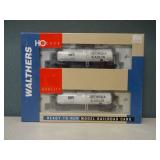 Walthers HO UTLX 16,000 Gallon Tank Cars 2 Pack