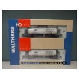 Walthers HO UTLX 16,000 Gallon Tank Cars 2 Pack