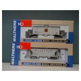 2 Walthers HO Train Cars
