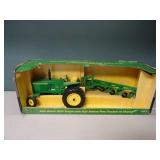ERTL 1/16 John Deere 3020 w/4 Bottom Plow