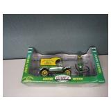 Gearbox JD Ford Coin Bank & Wayne Gas Pump