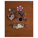 VARIETY OF PRETTY PINS