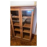 SHELF WITH DOORS 5 SHELVES 4