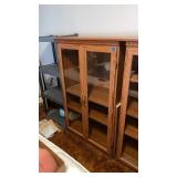 SHELF WITH 5 SHELVES WITH DOORS 4FT BY 30 IN