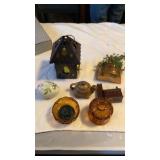 DECORATIVE ITEMS - CHIRCH BANK